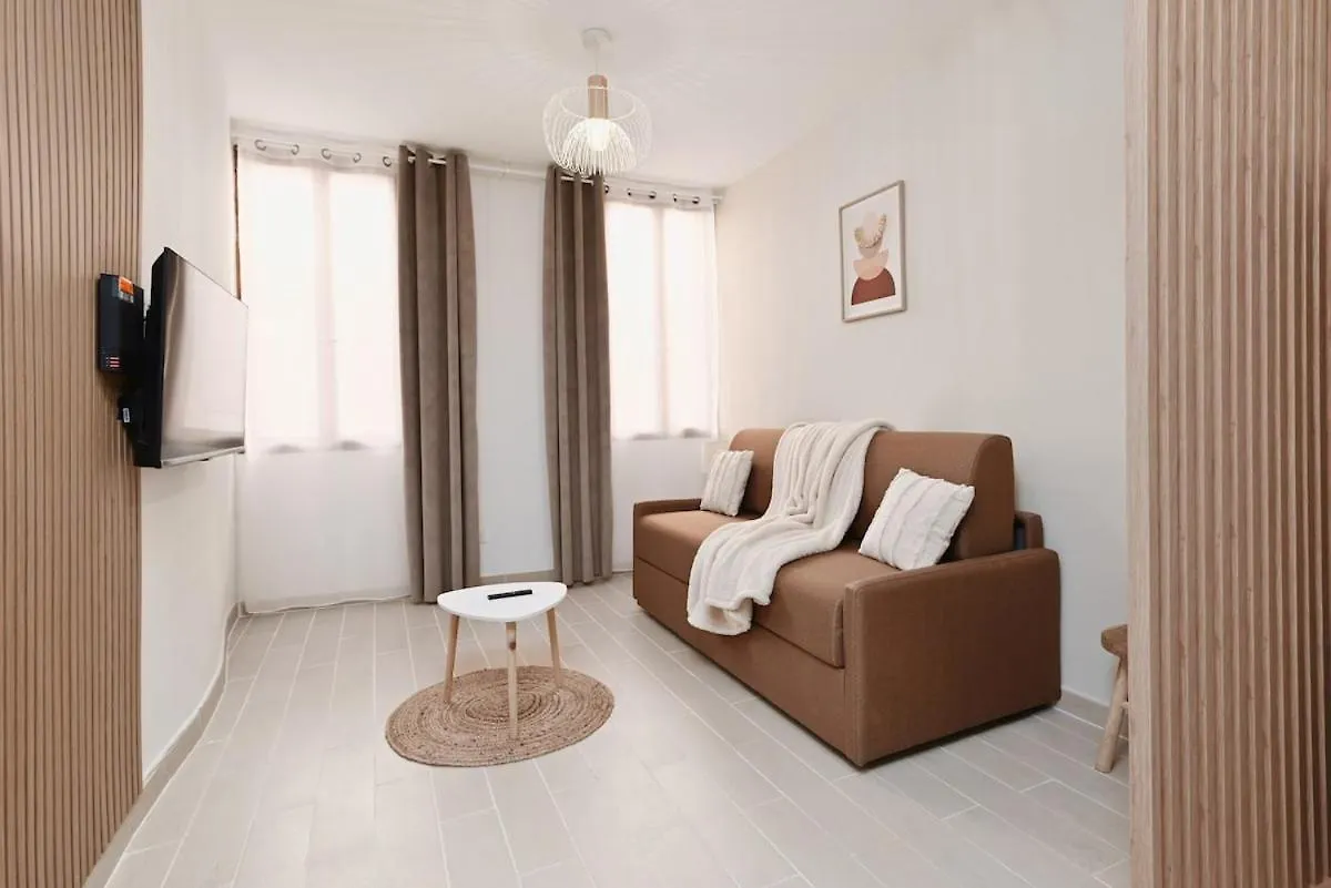 Logement Classe, Entierement Neuf Pres Du Port La Ciotat Apartment